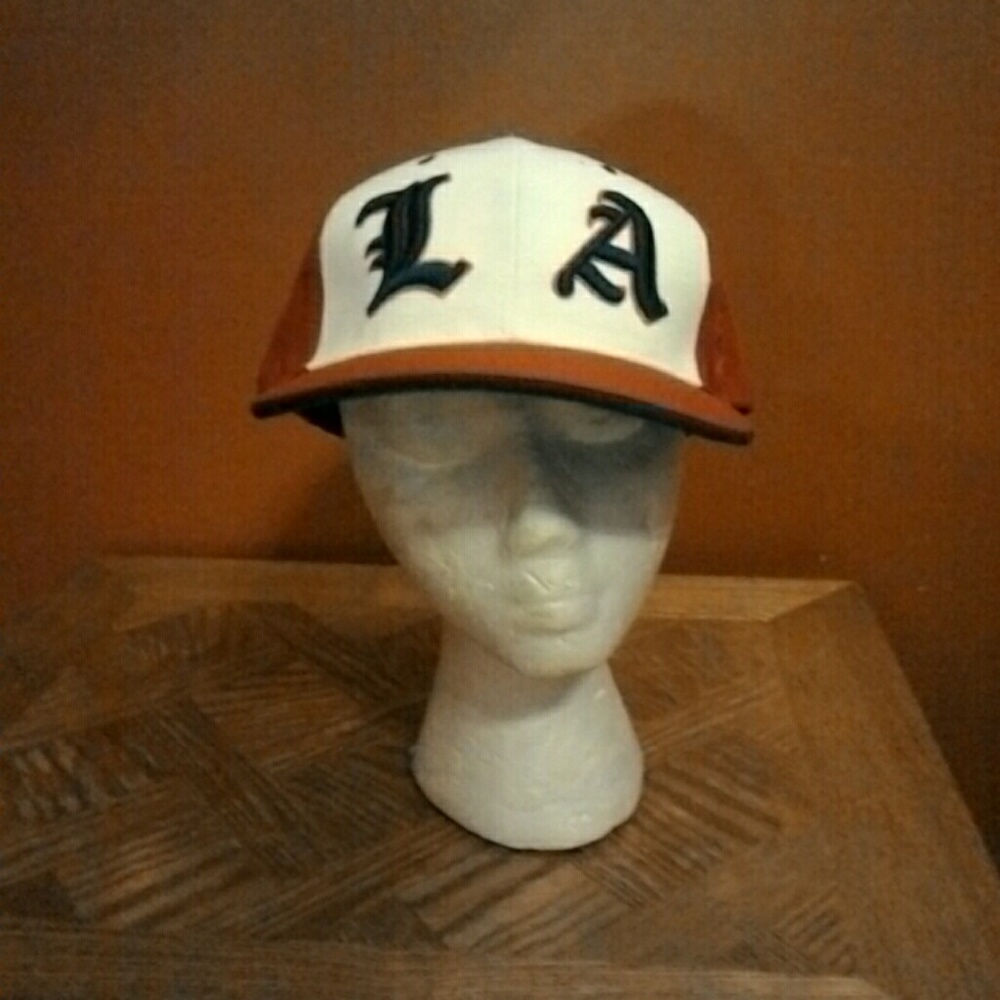 Fitted hat